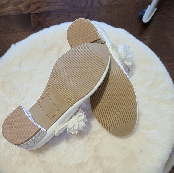 Olive & Eddie Girls Dress Shoes - Picture 6 of 10